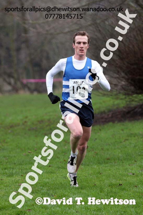 Morpeth Harriers 11k Road Race. Photo: David T. Hewitson/Sports for All Pics